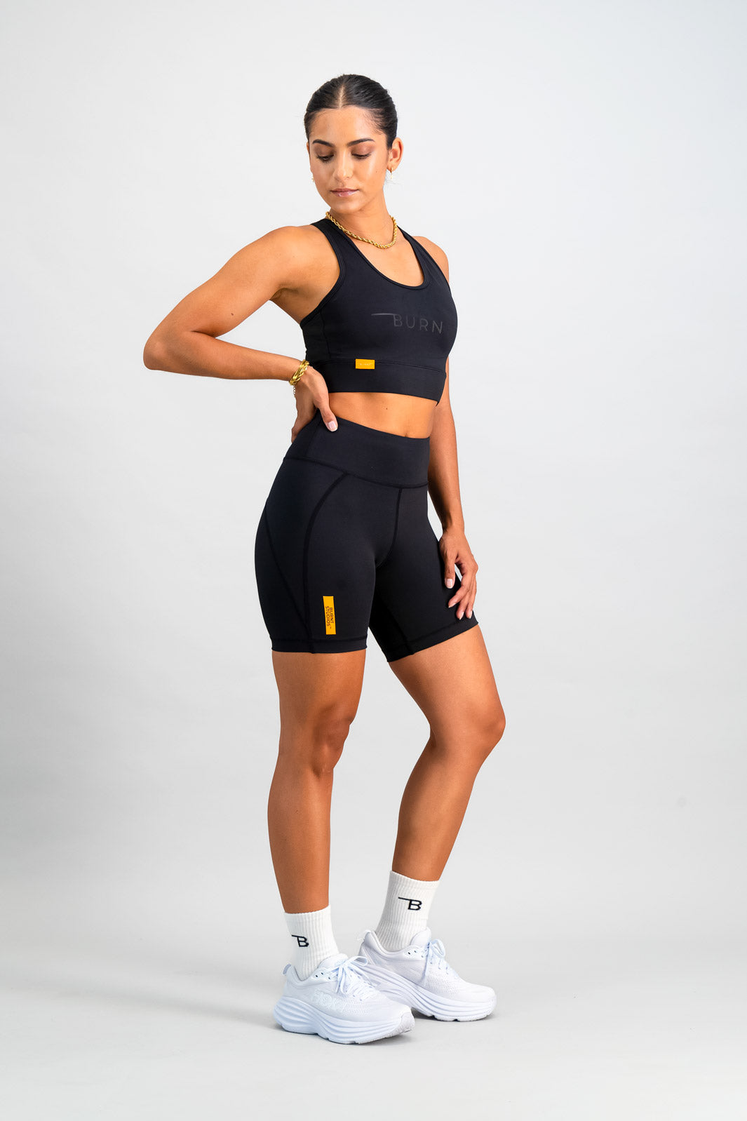 Essential Shorts - Black