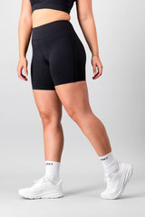 Essential Elevate 6-Inch Short
