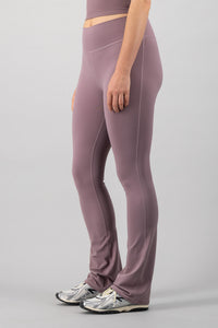 Form Flared Legging - Mauve